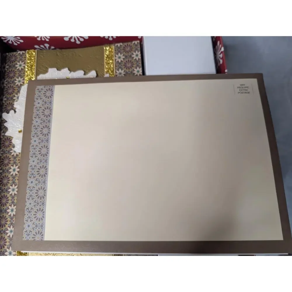 12 Elegant White Wreath Gold Embossed Hallmark Season Greetings Christmas Cards